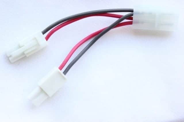 2 into 1 small tamiya connector