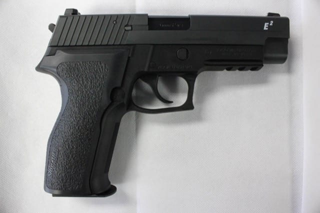 Tokyo Marui P226 E2